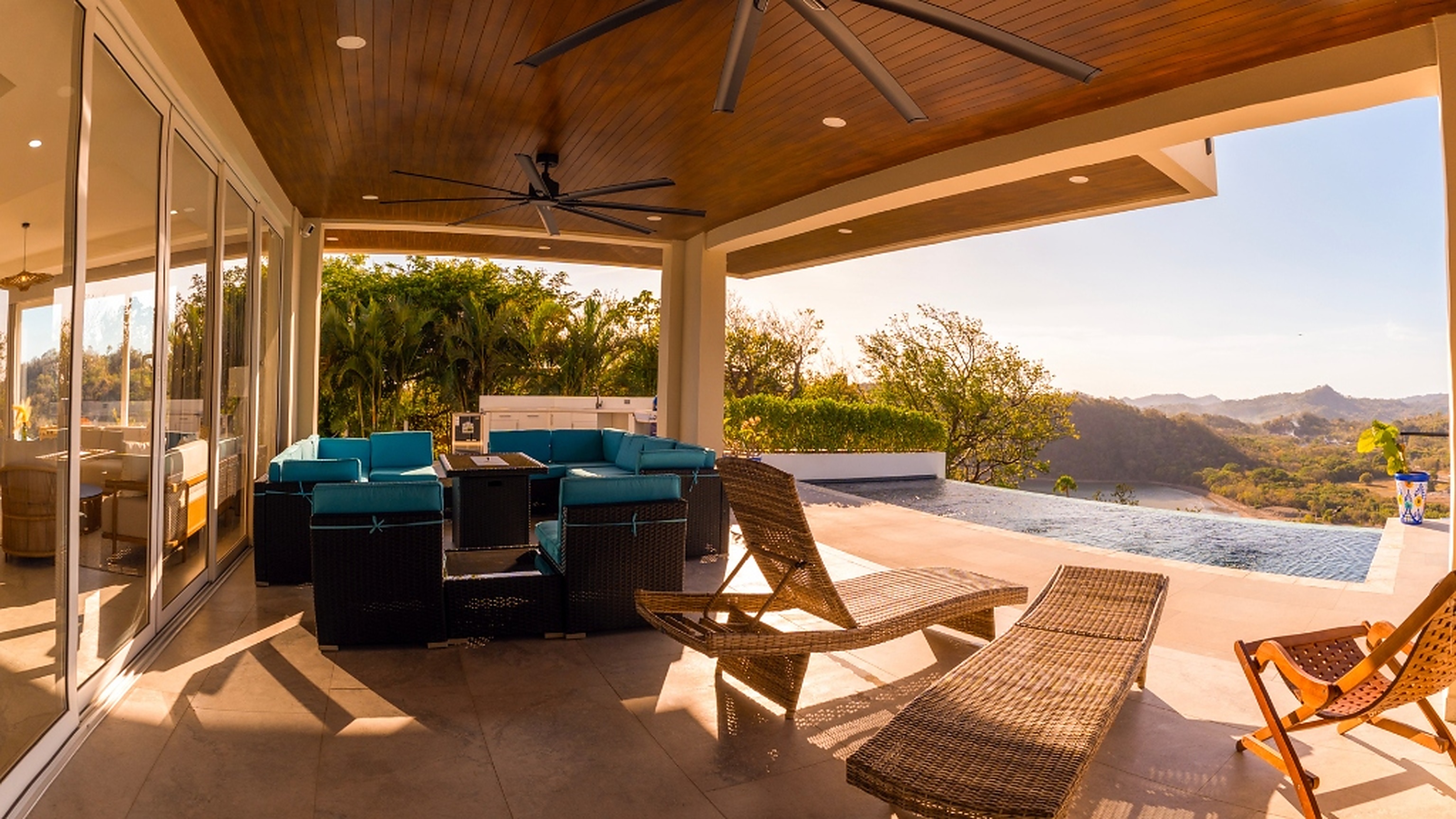 Covered terrace and infinity pool overlooking Nacascolo Bay at Pacific Marlin